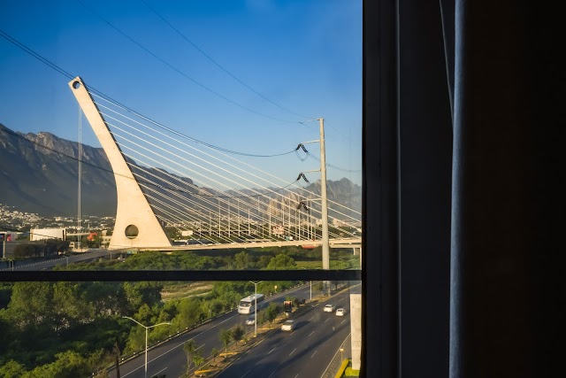 Krystal Urban Monterrey San Jerónimo
